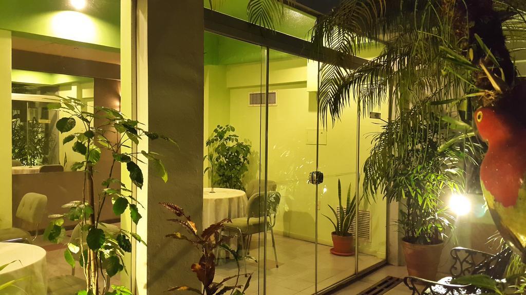 Hotel Amalfi Асунсион Екстериор снимка