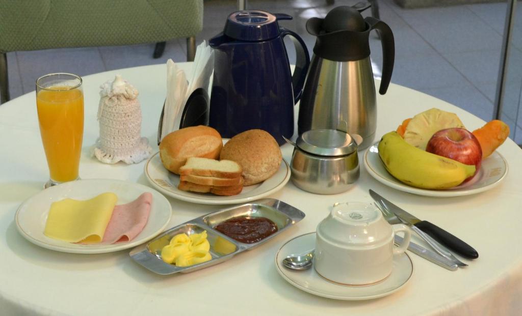 Hotel Amalfi Асунсион Екстериор снимка